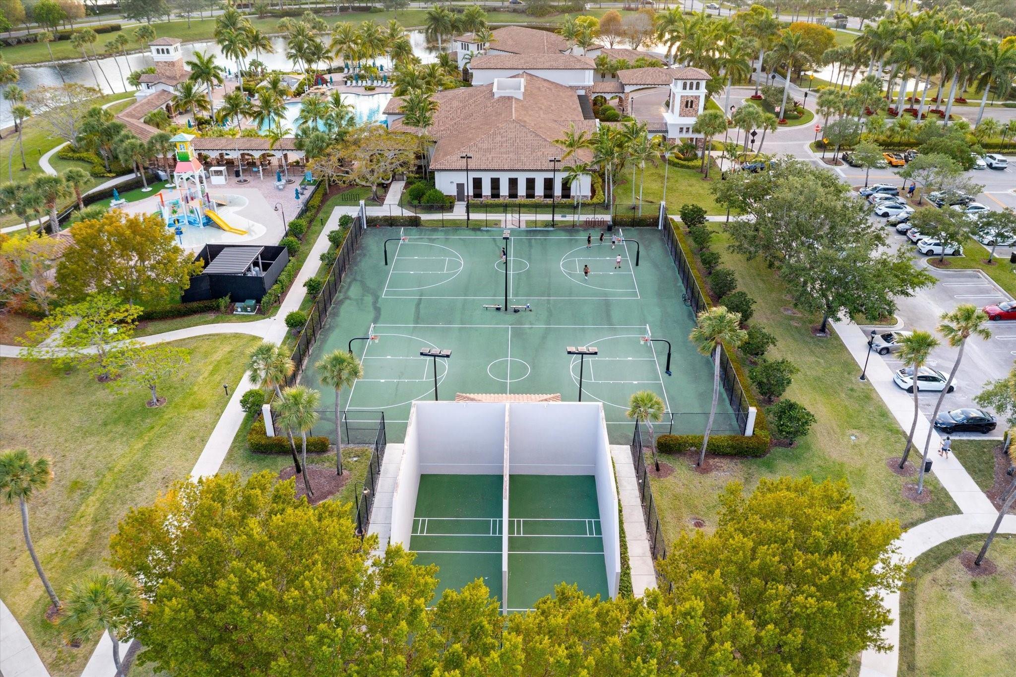 5867 NW 125th Ter
