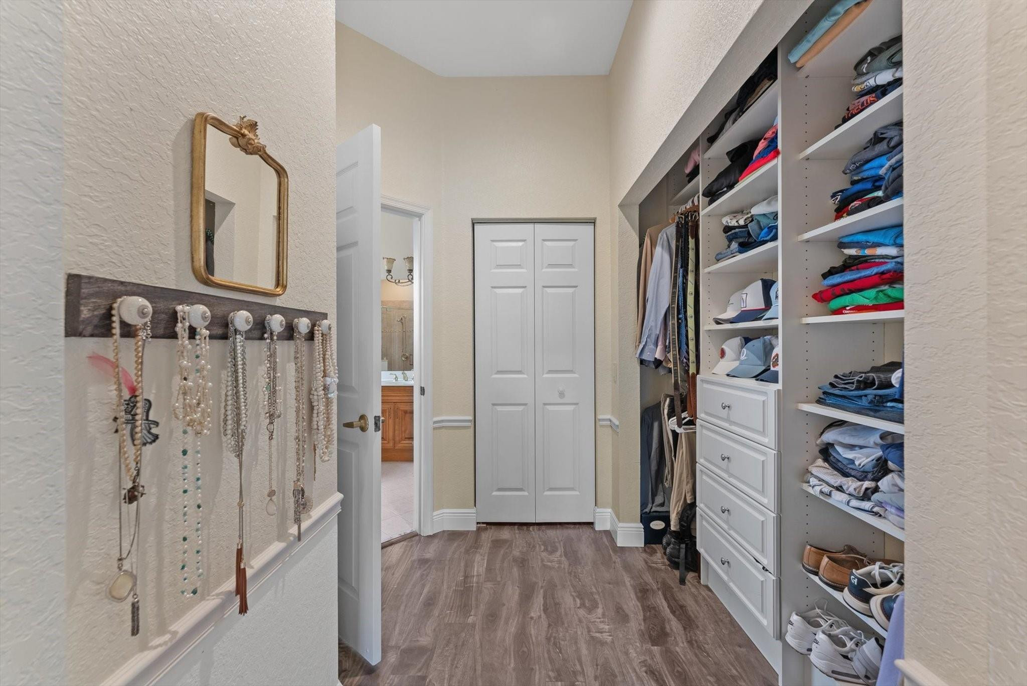 5867 NW 125th Ter