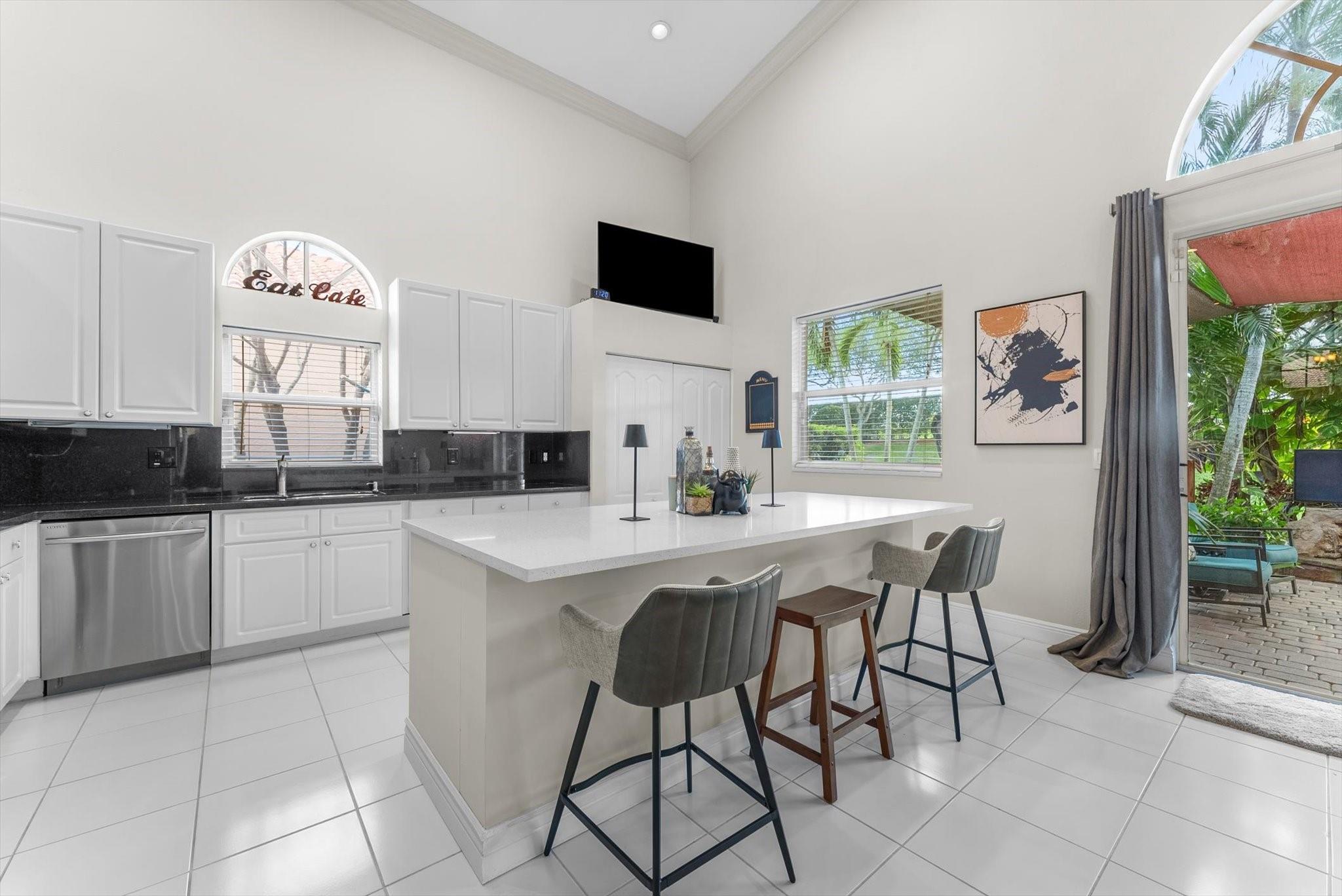 6249 NW 78th Mnr