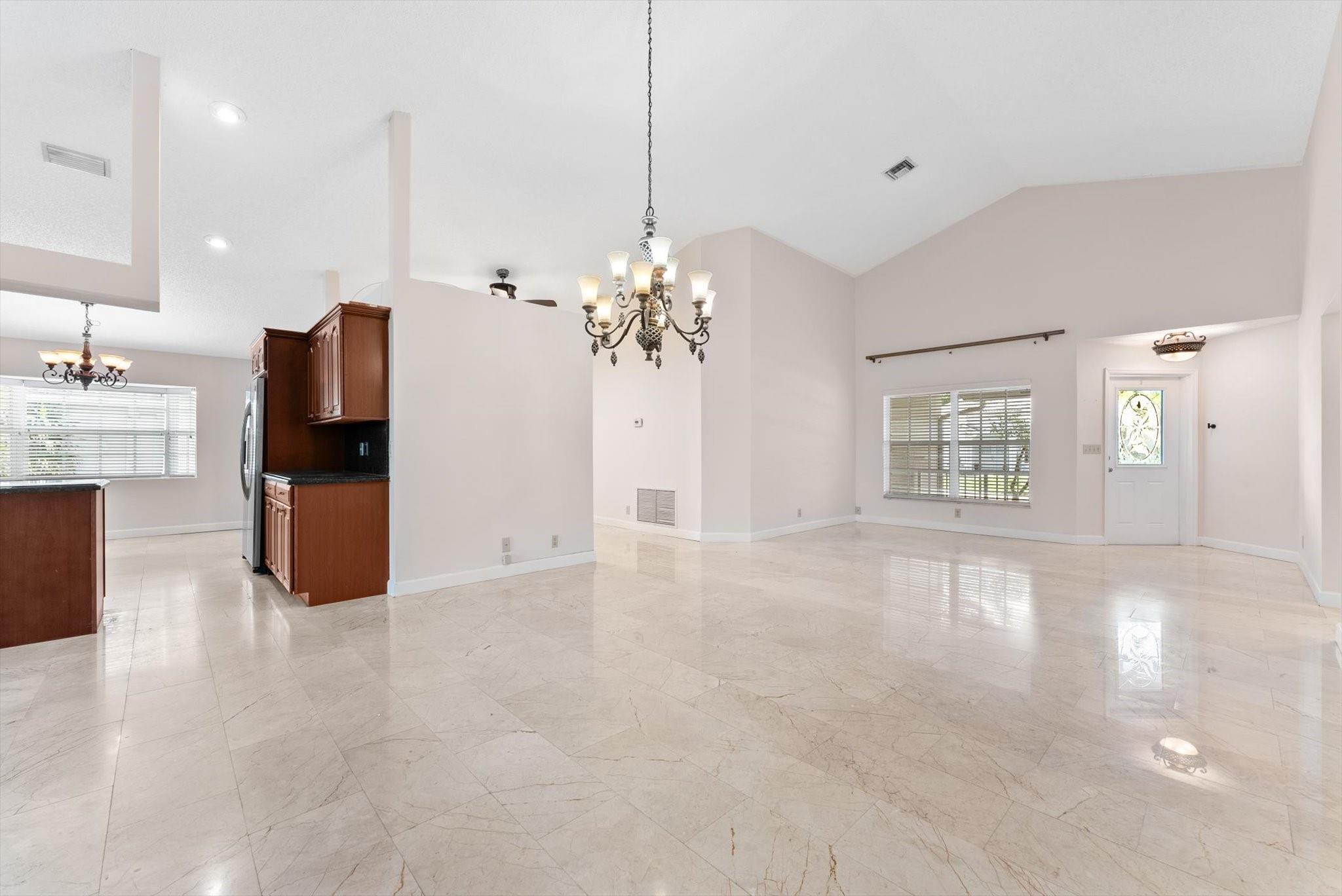 5333 Pine Cir
