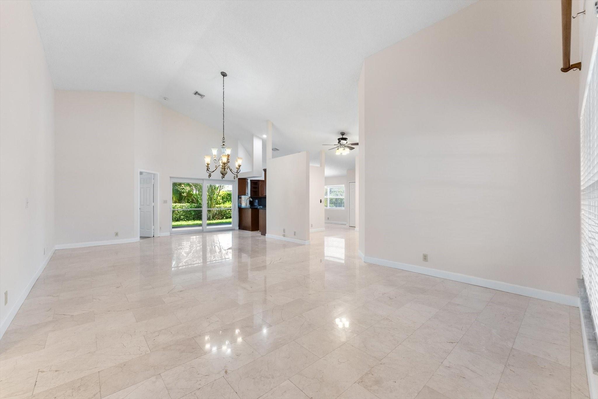 5333 Pine Cir