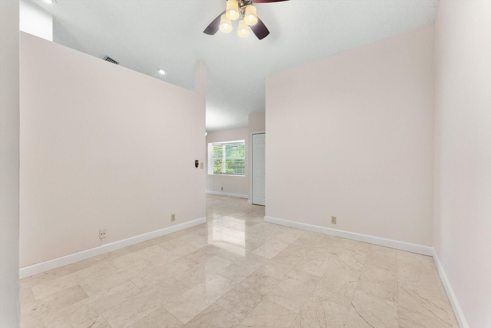 5333 Pine Cir
