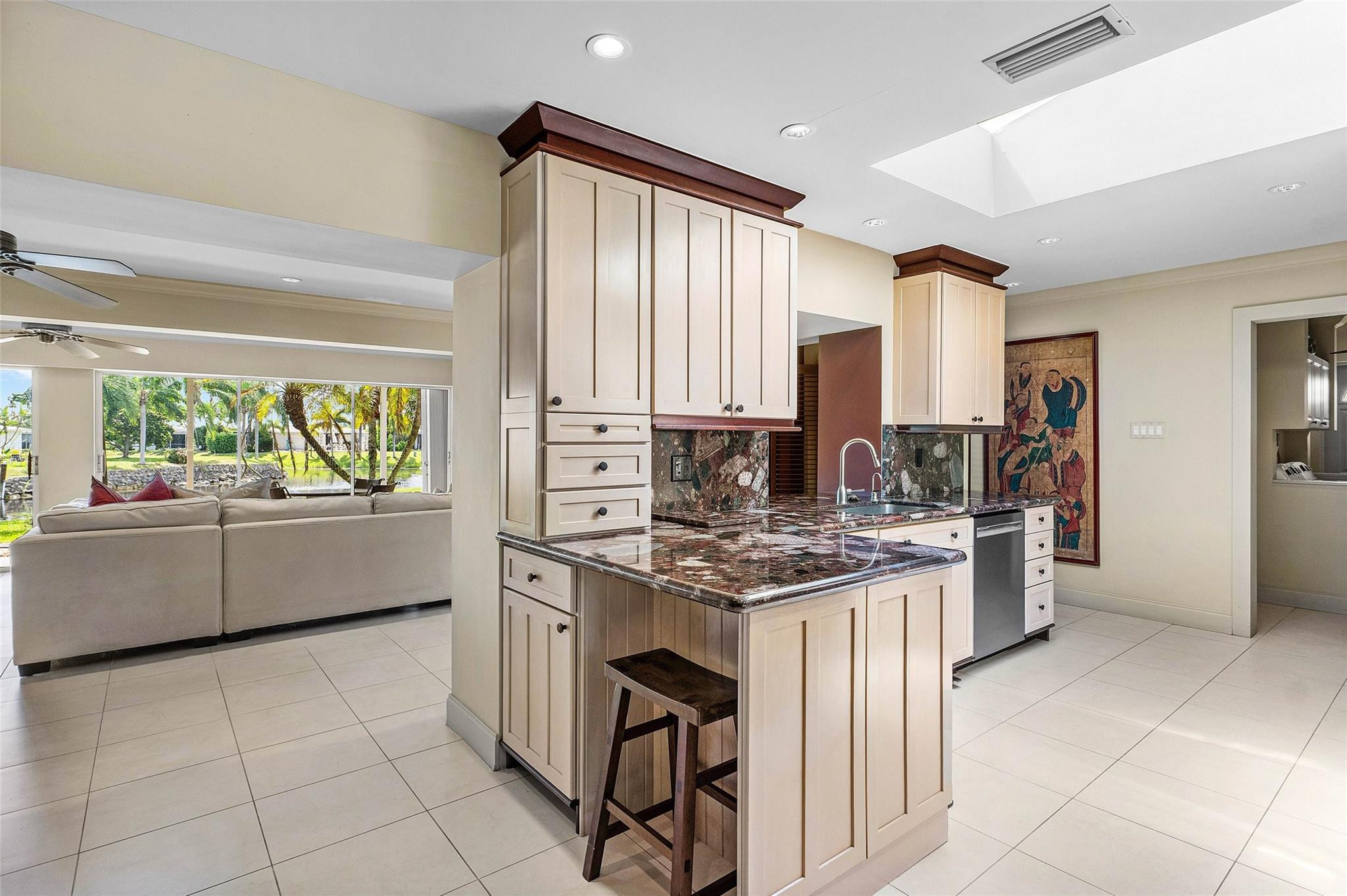1635 NW 69th Ter