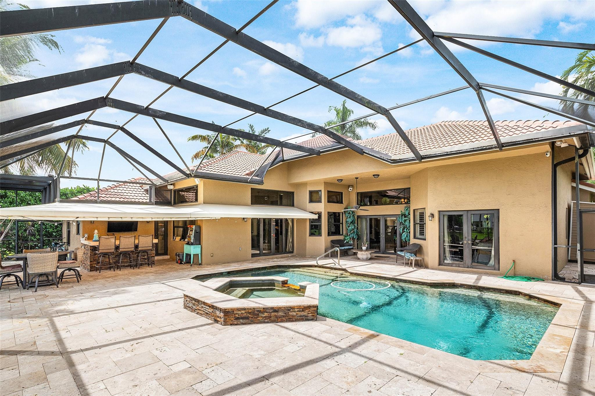 6020 NW 60th Ave