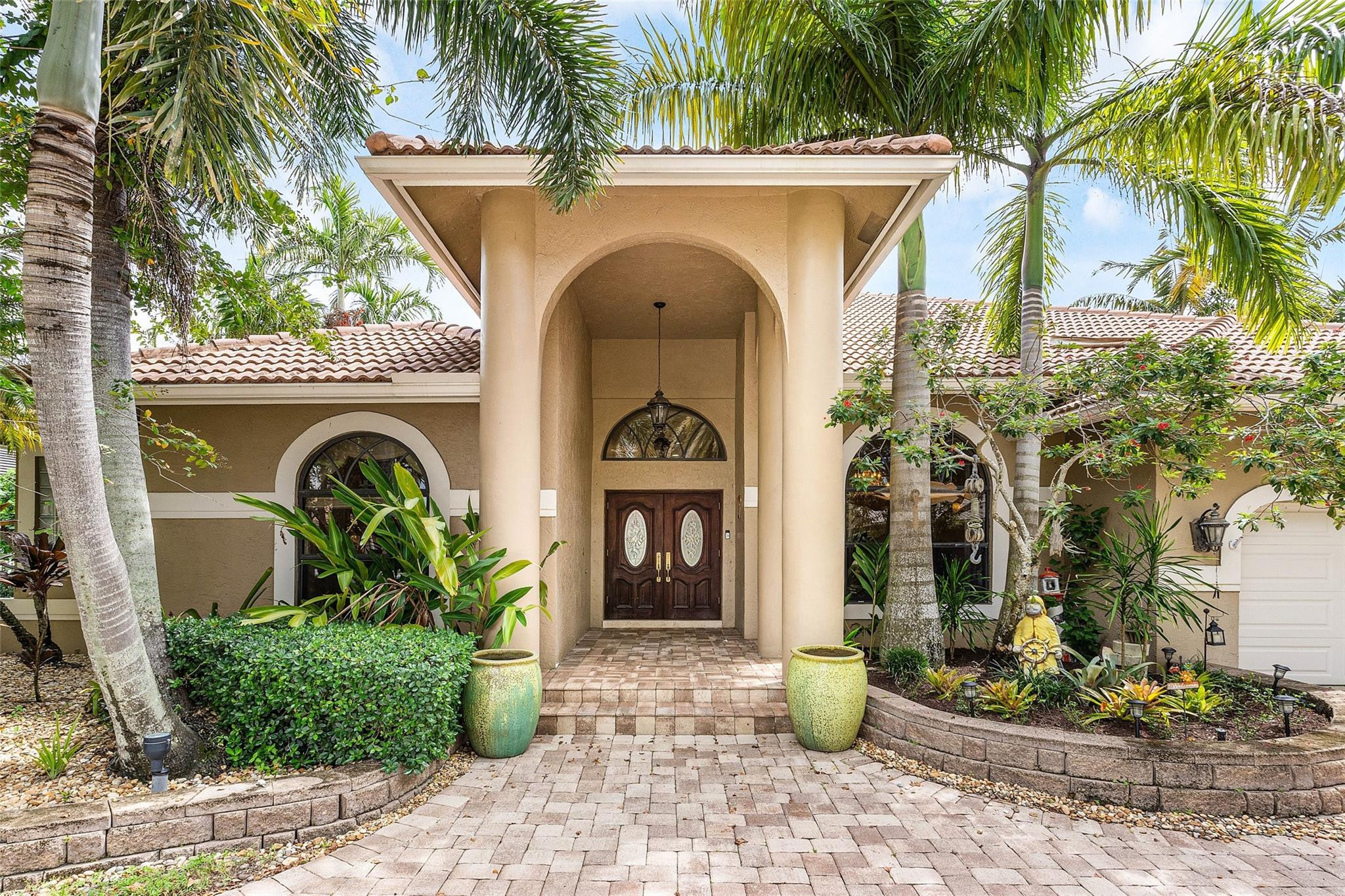 6020 NW 60th Ave