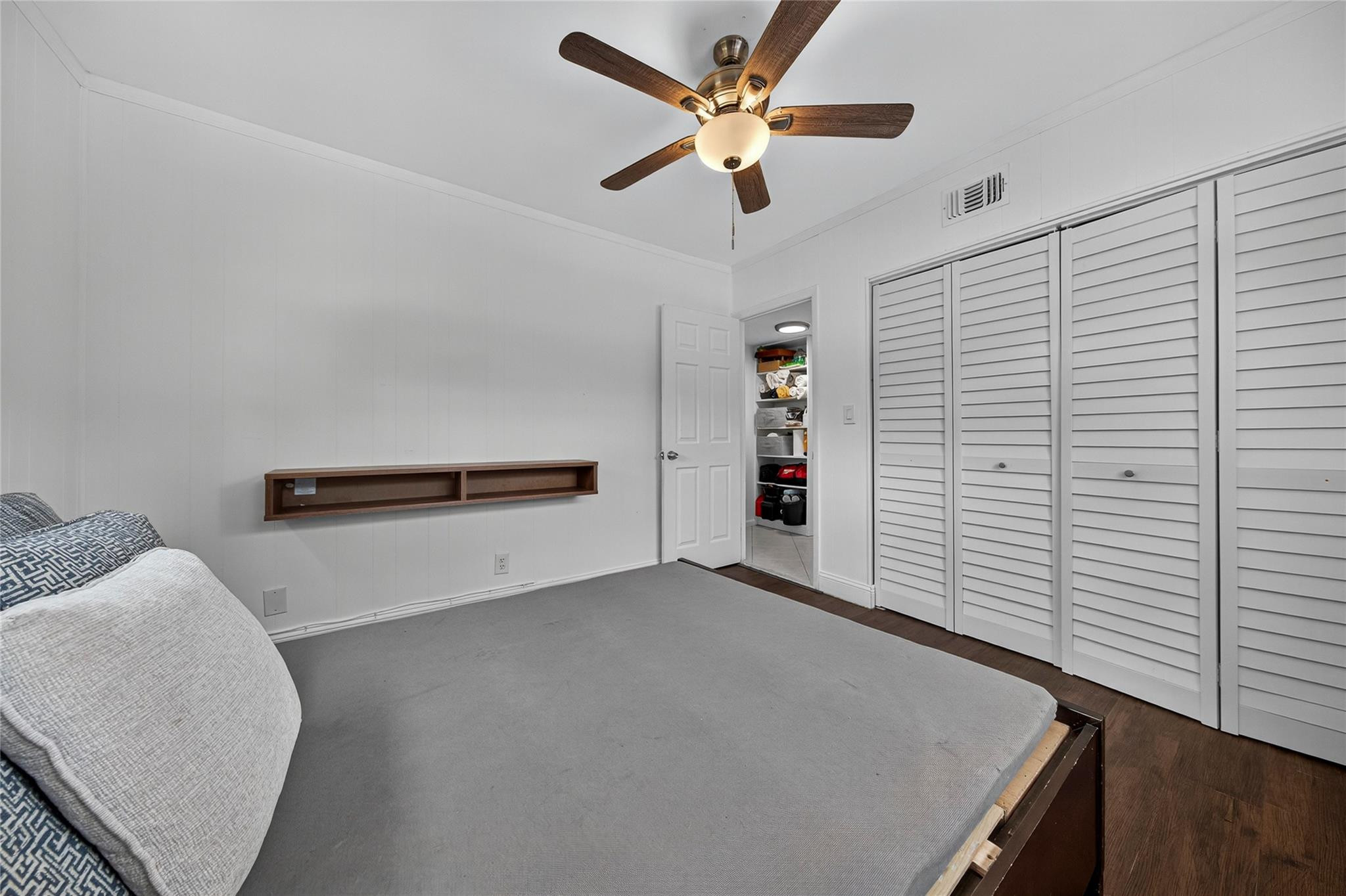 7610 NW 1st Street 201