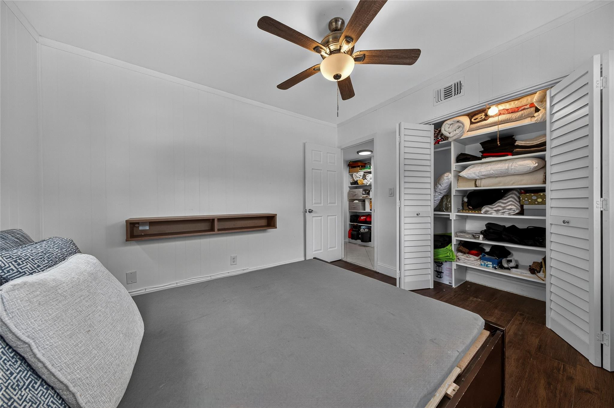 7610 NW 1st Street 201