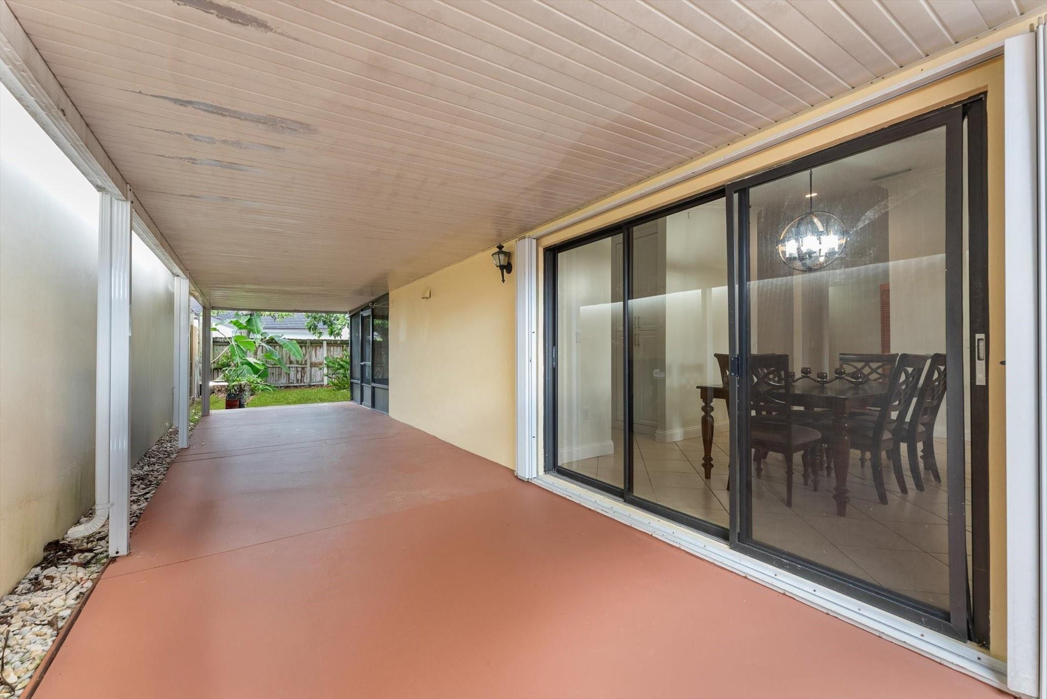 5051 SW 142 PL