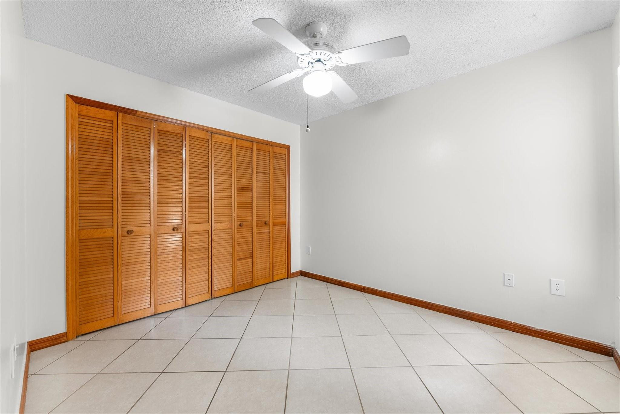 5051 SW 142 PL