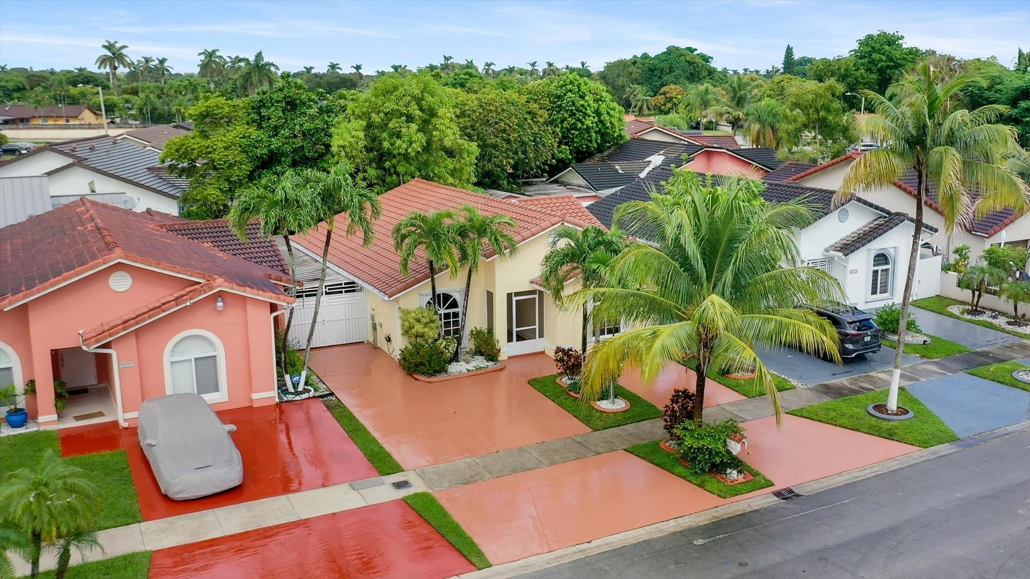 5051 SW 142 PL
