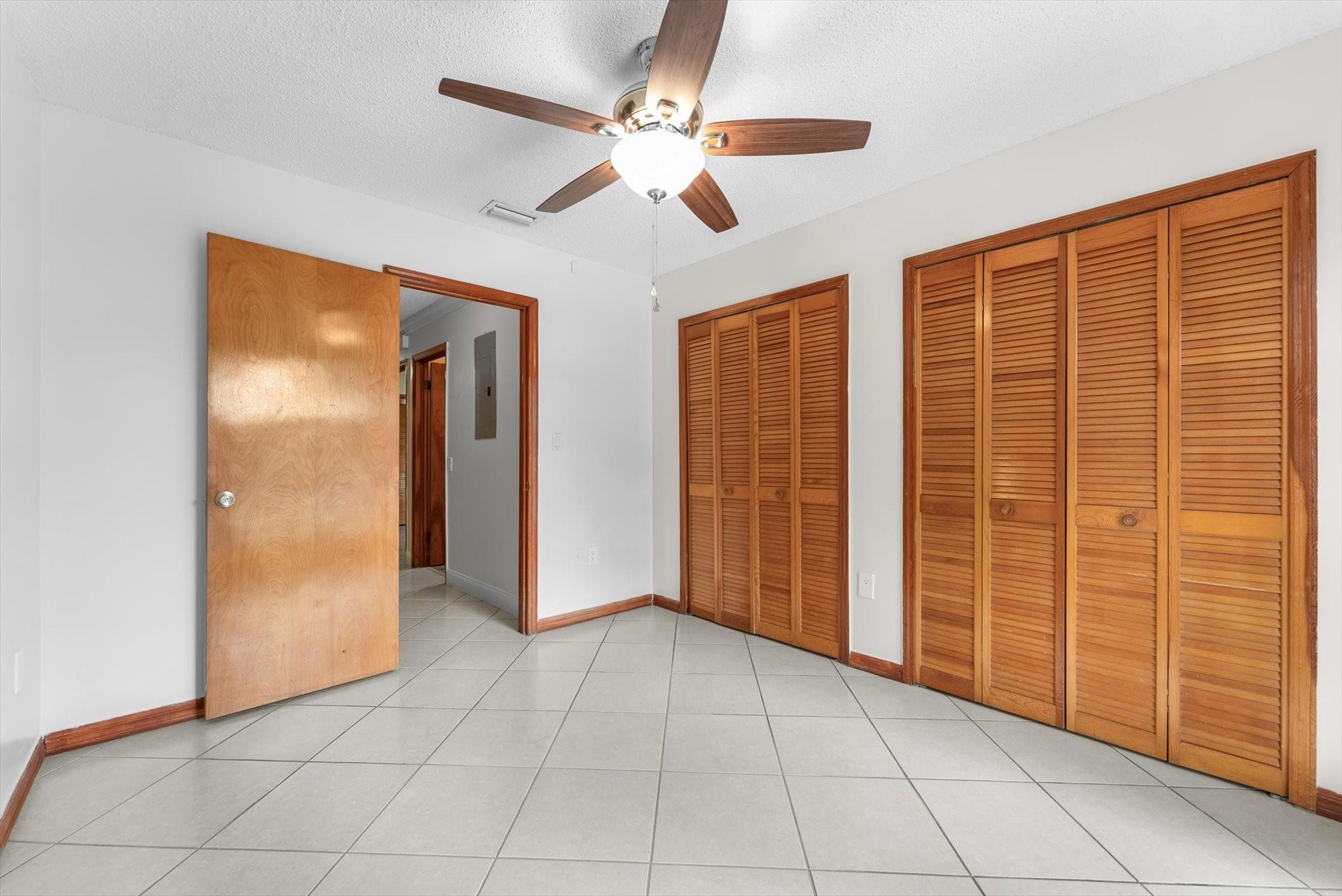 5051 SW 142 PL