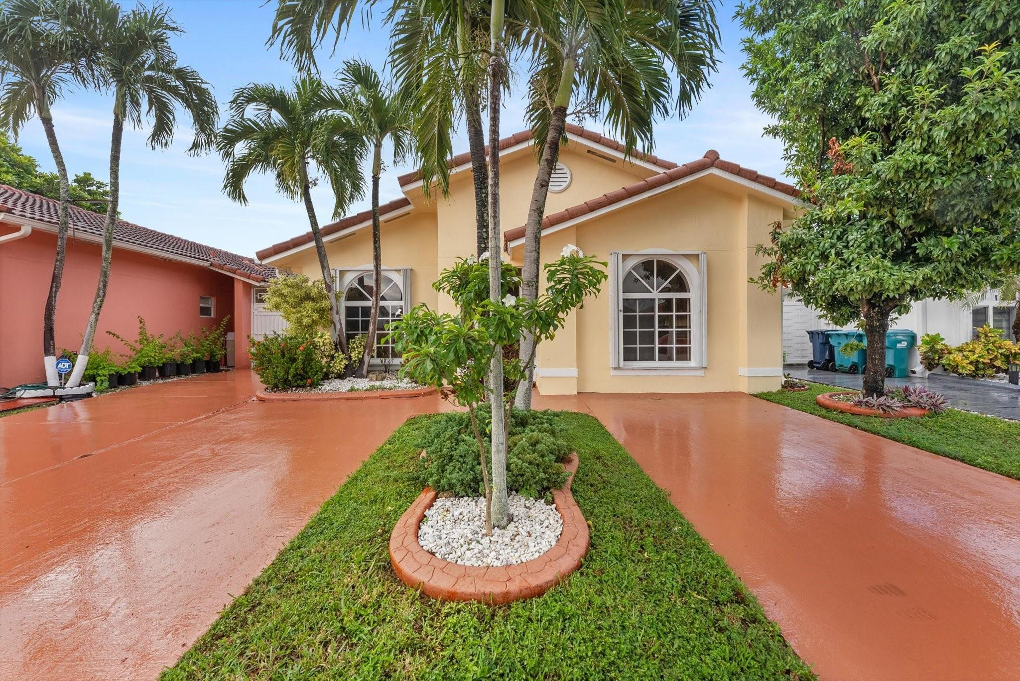 5051 SW 142 PL