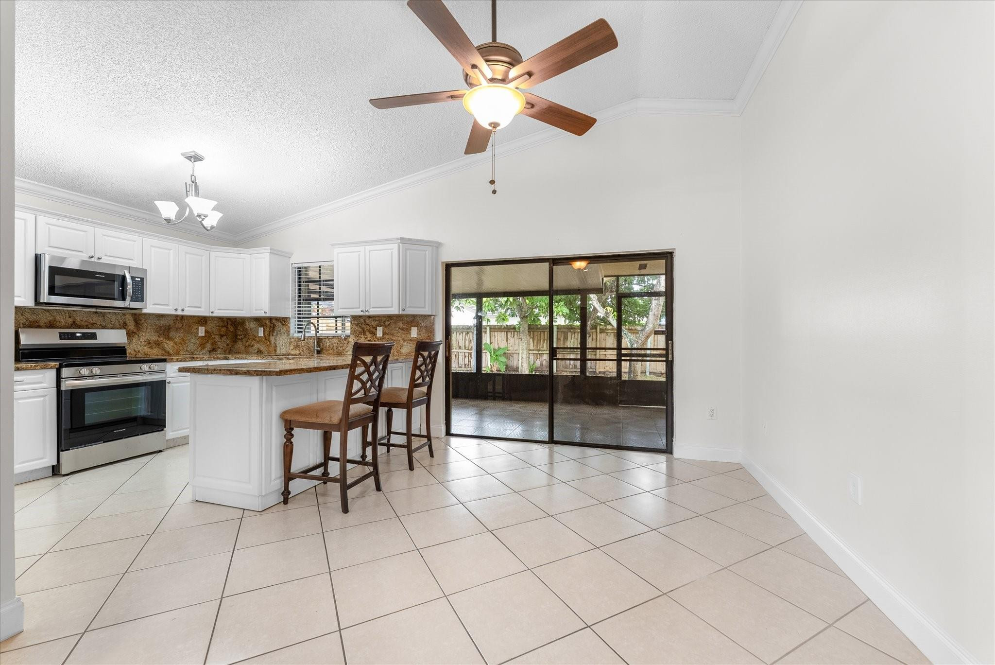 5051 SW 142 PL