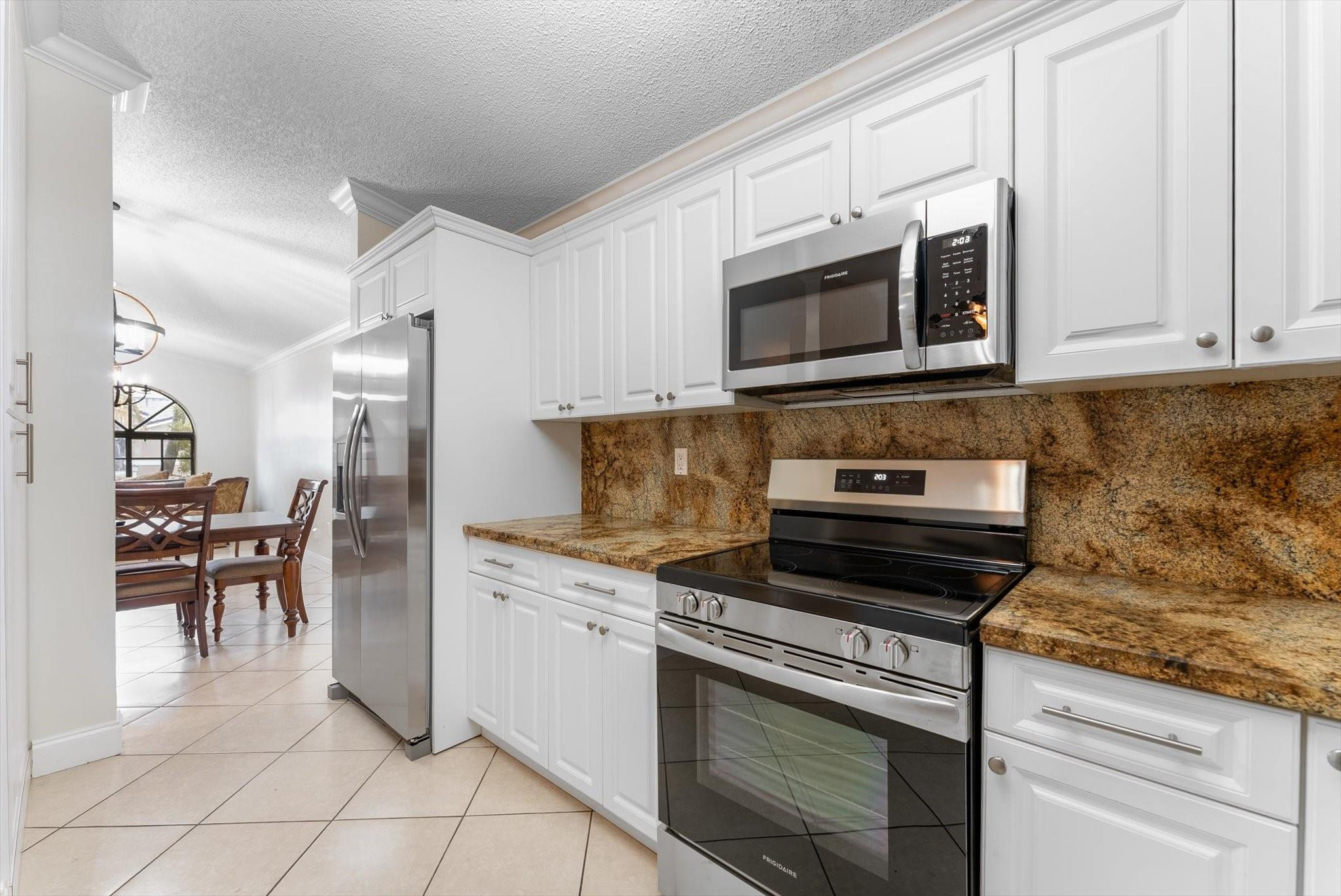 5051 SW 142 PL