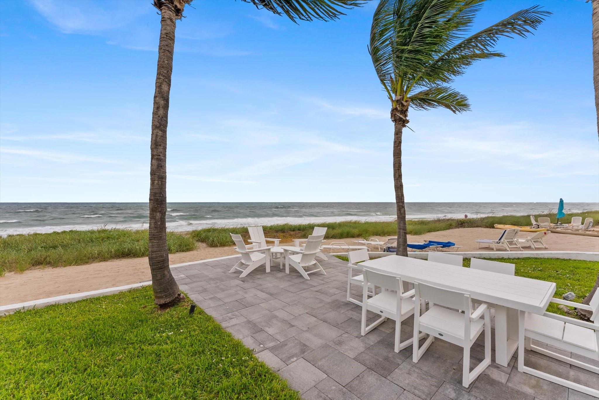 1041 HILLSBORO MILE 2