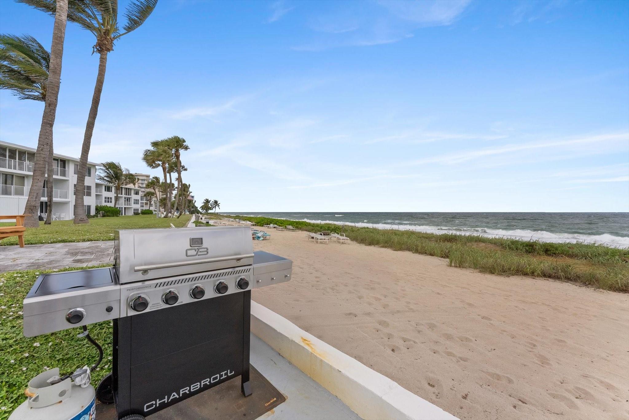 1041 HILLSBORO MILE 2