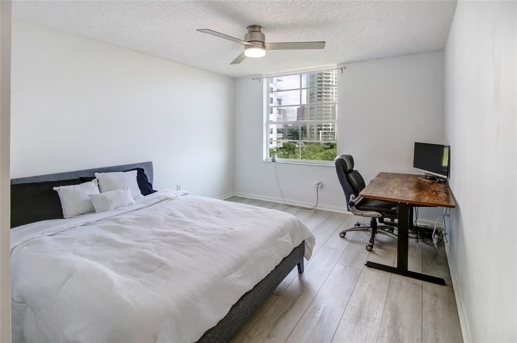 520 SE 5th Ave 2605