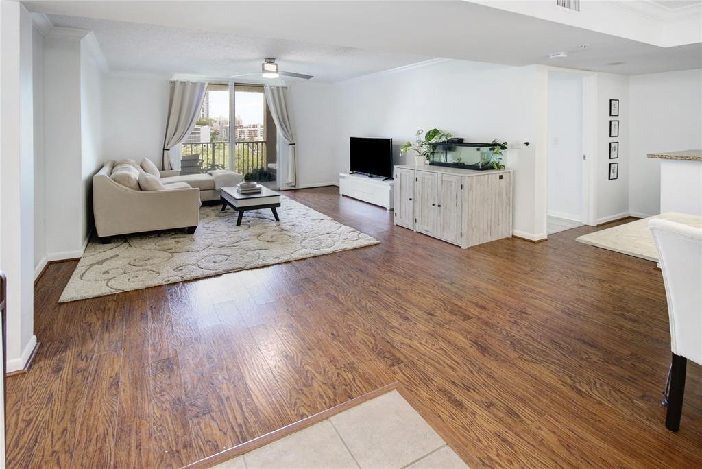 520 SE 5th Ave 2605