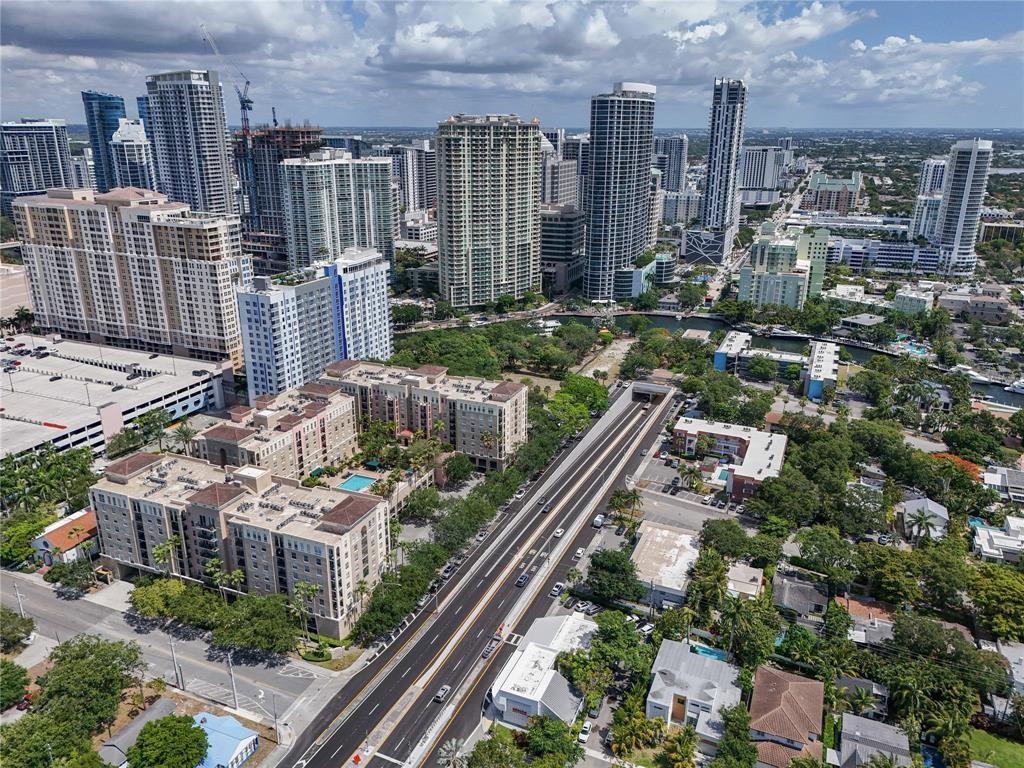 520 SE 5th Ave 2605