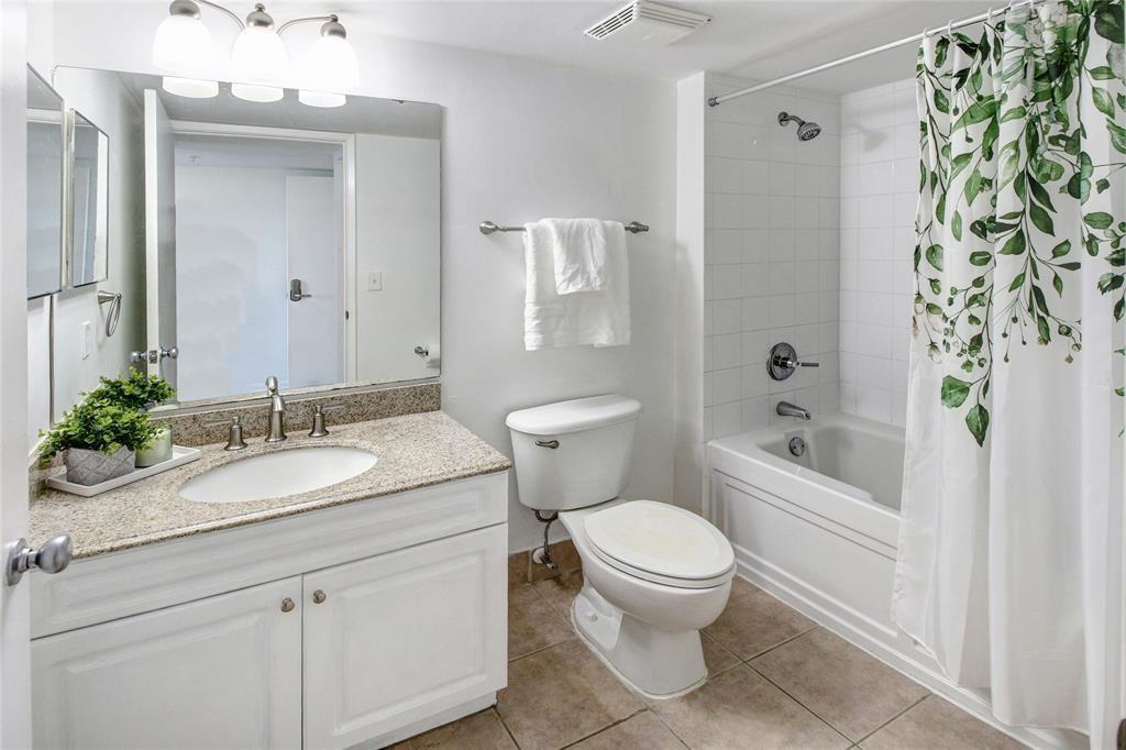 520 SE 5th Ave 2605