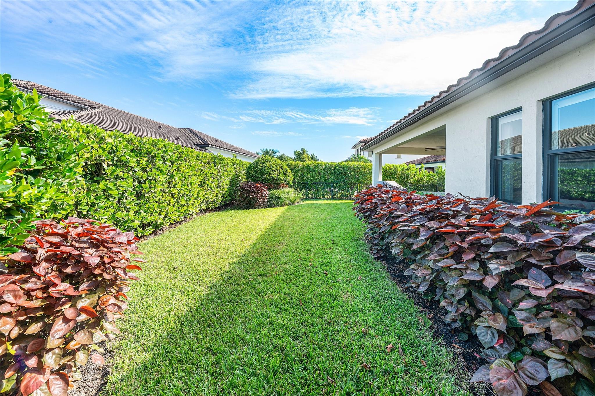 12295 N Baypoint Cir