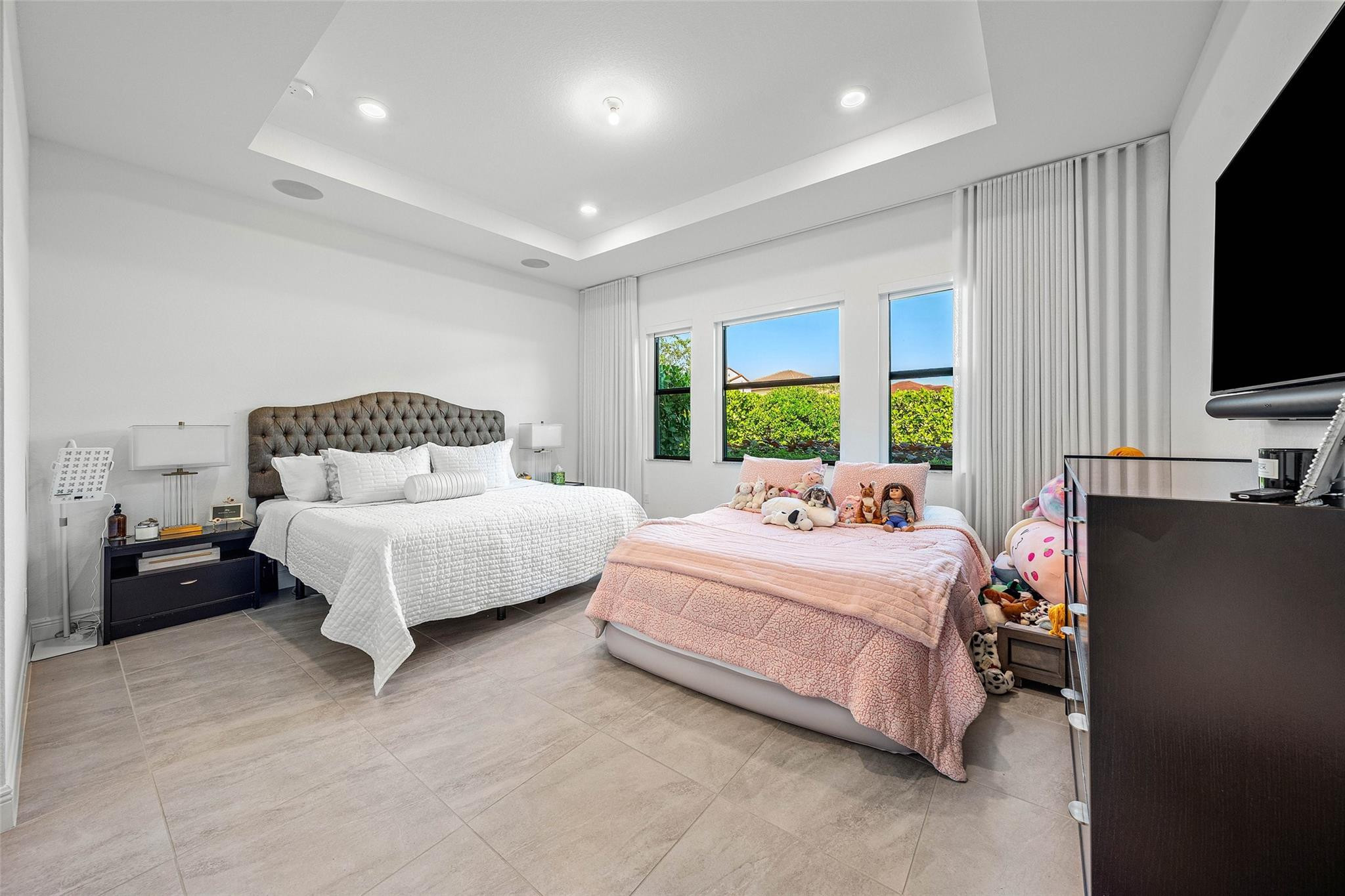 12295 N Baypoint Cir