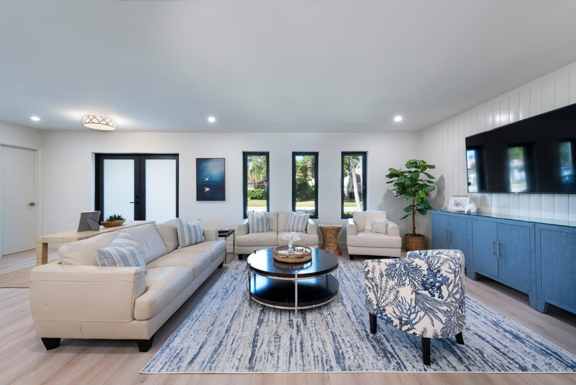 2440 NE 46th Street, Lighthouse Point