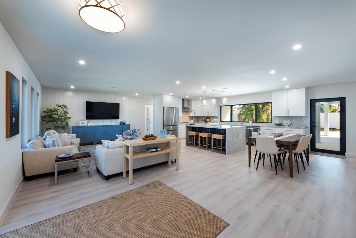 2440 NE 46th Street, Lighthouse Point