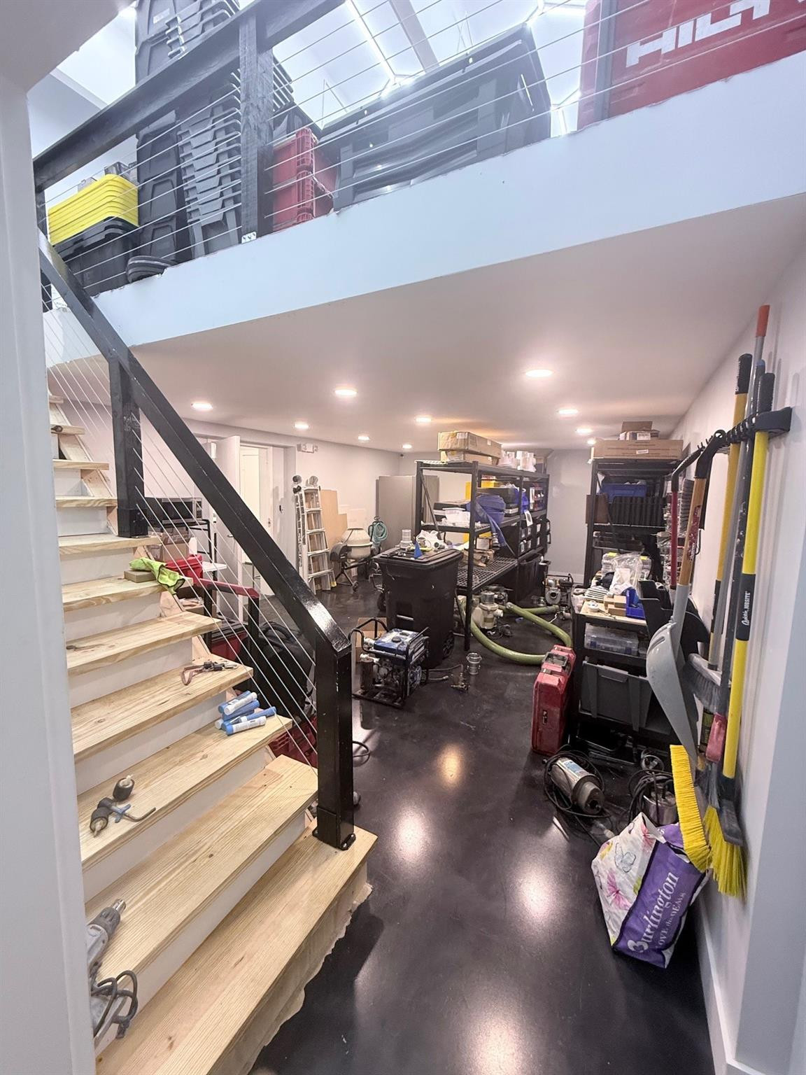 4851 W Hillsboro Blvd 5A