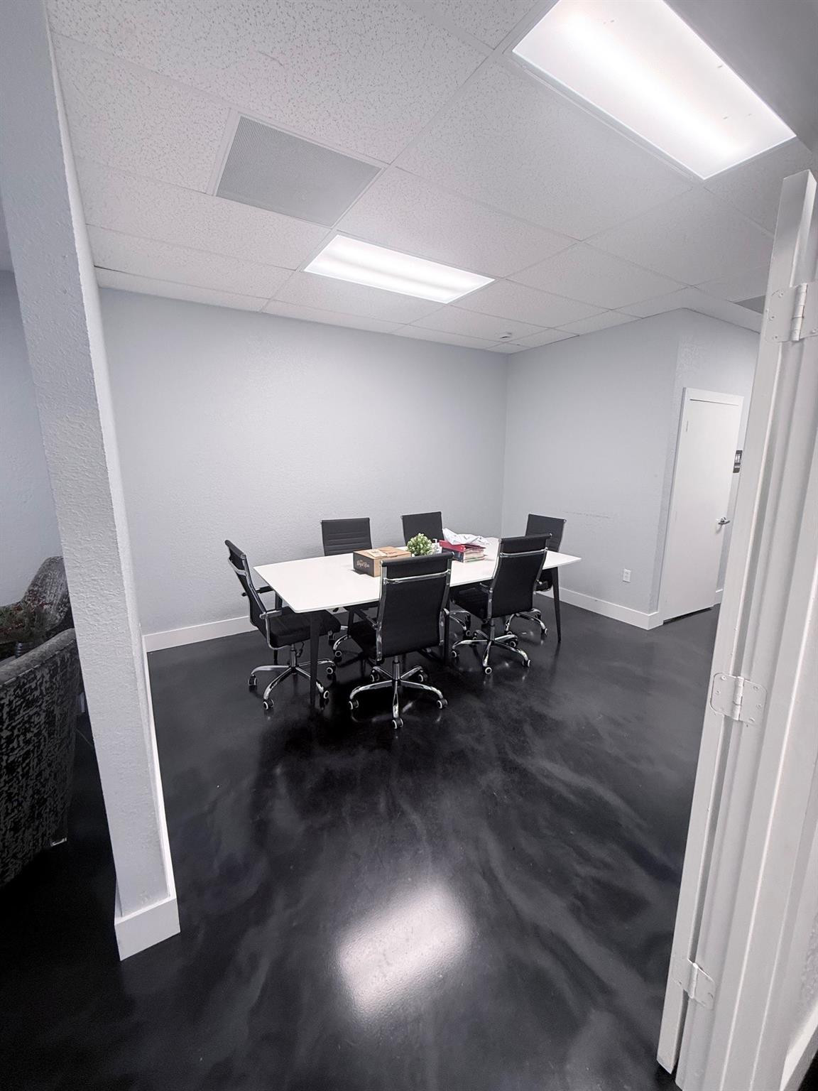 4851 W Hillsboro Blvd 5A