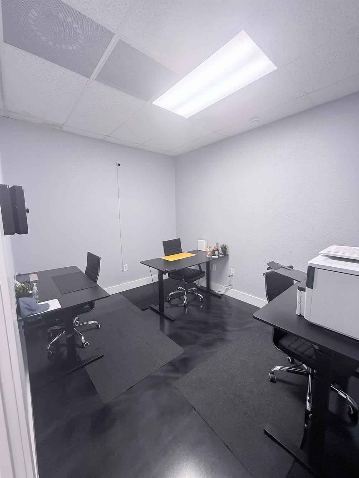 4851 W Hillsboro Blvd 5A