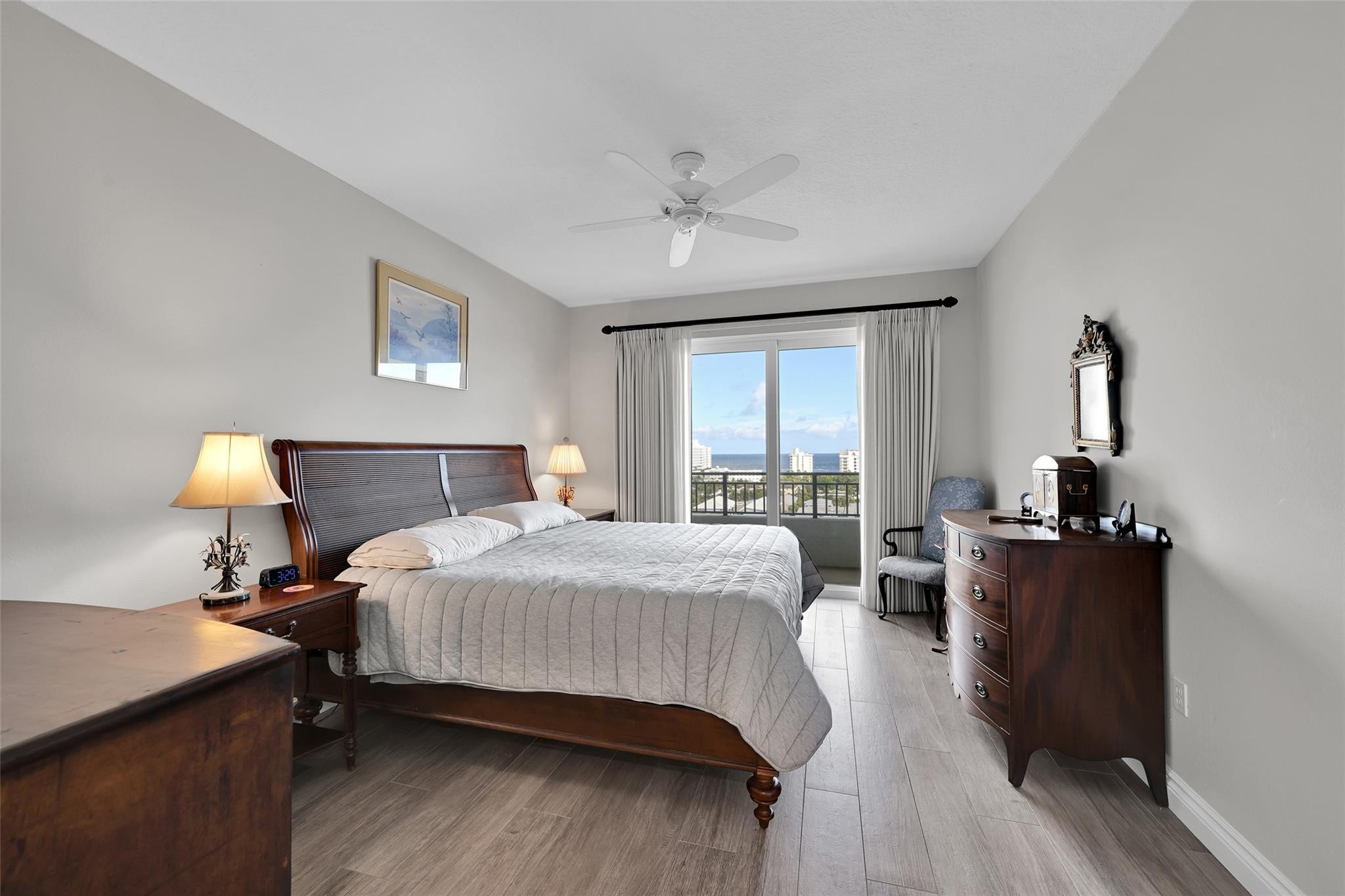 2880 NE 14th Street Causeway 1004