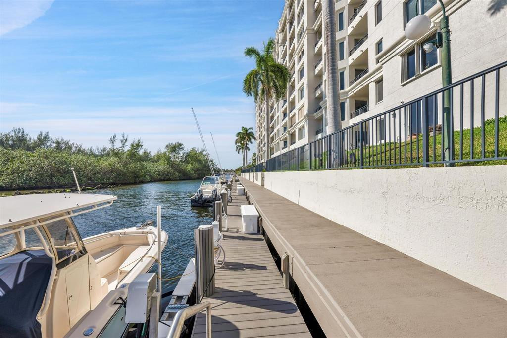 2880 NE 14th Street Causeway 1004