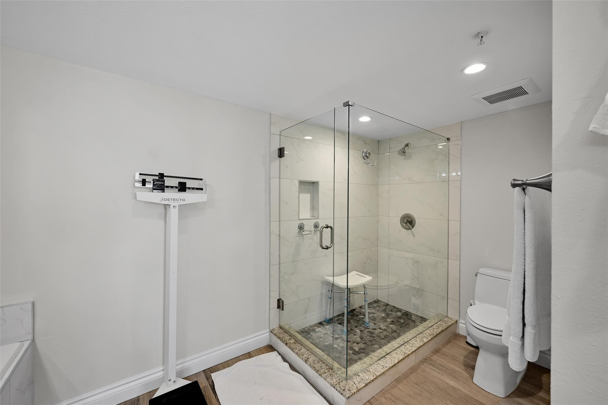 2880 NE 14th Street Causeway 1004