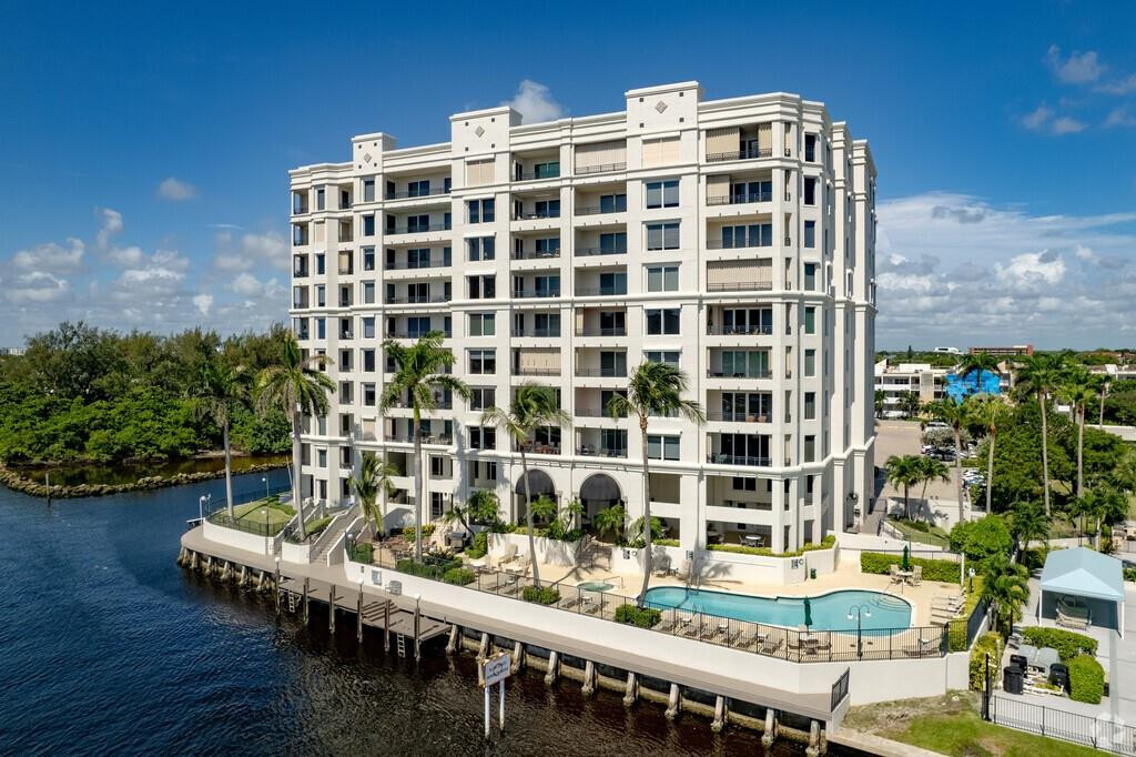 2880 NE 14th Street Causeway 1004