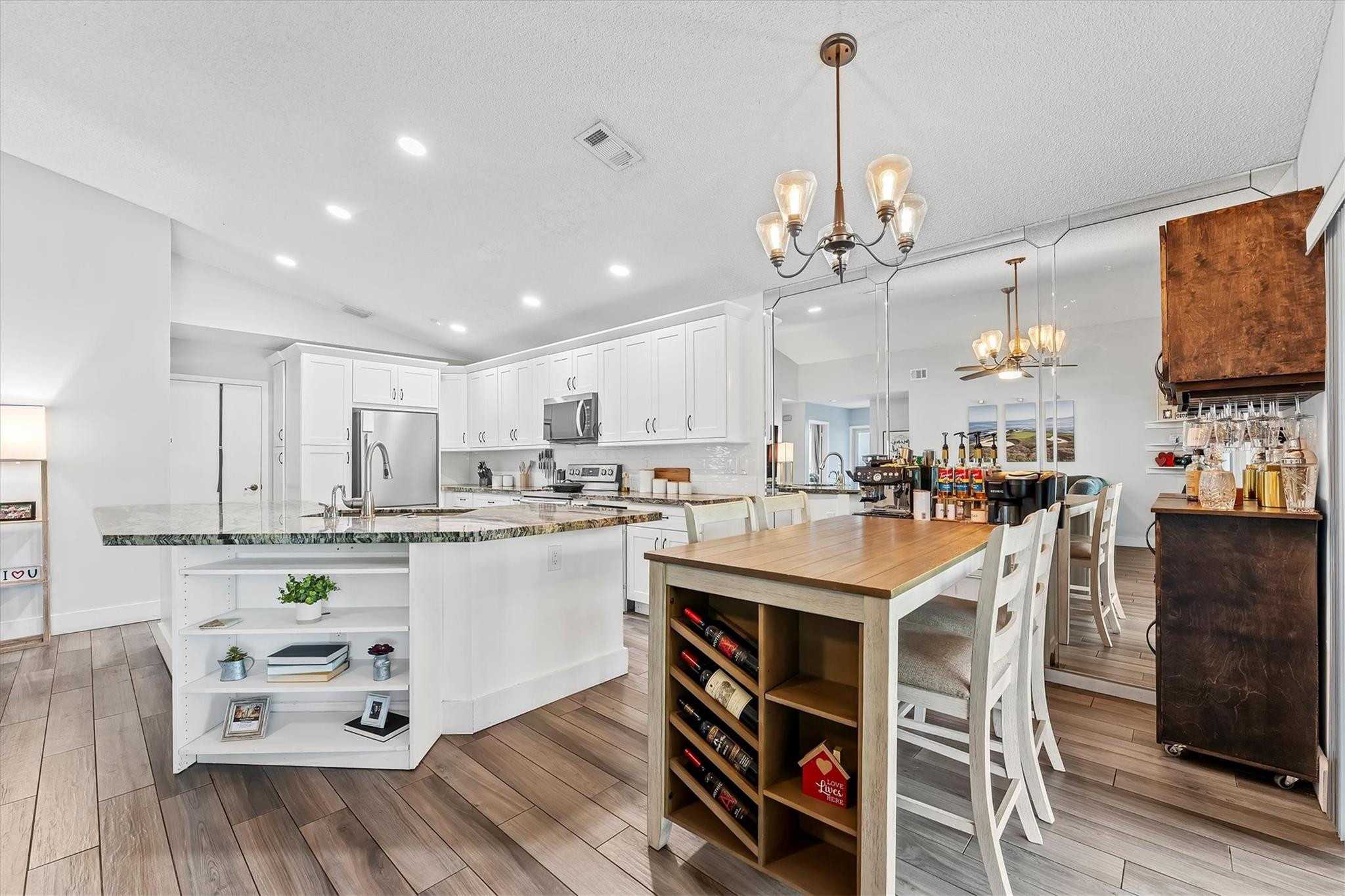 3 E Chesterfield Drive