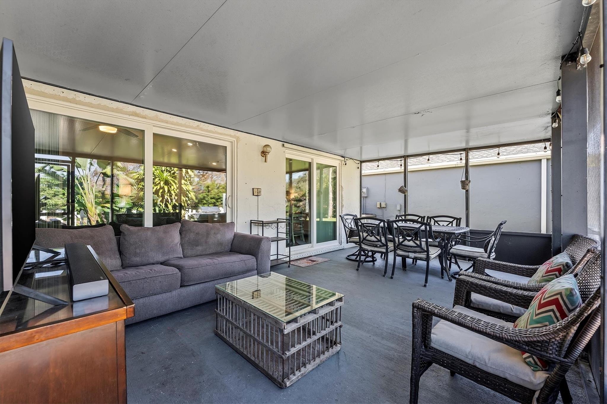 3 E Chesterfield Drive