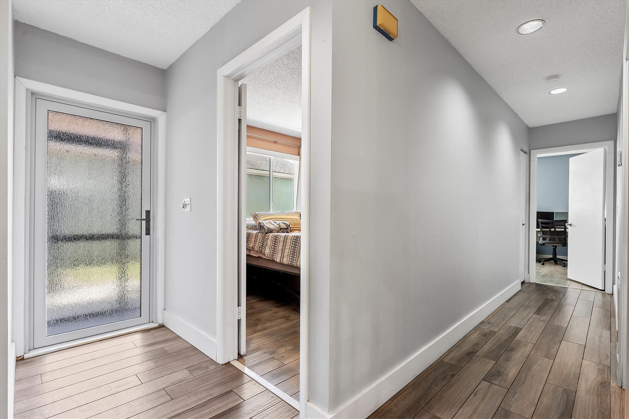 3 E Chesterfield Drive