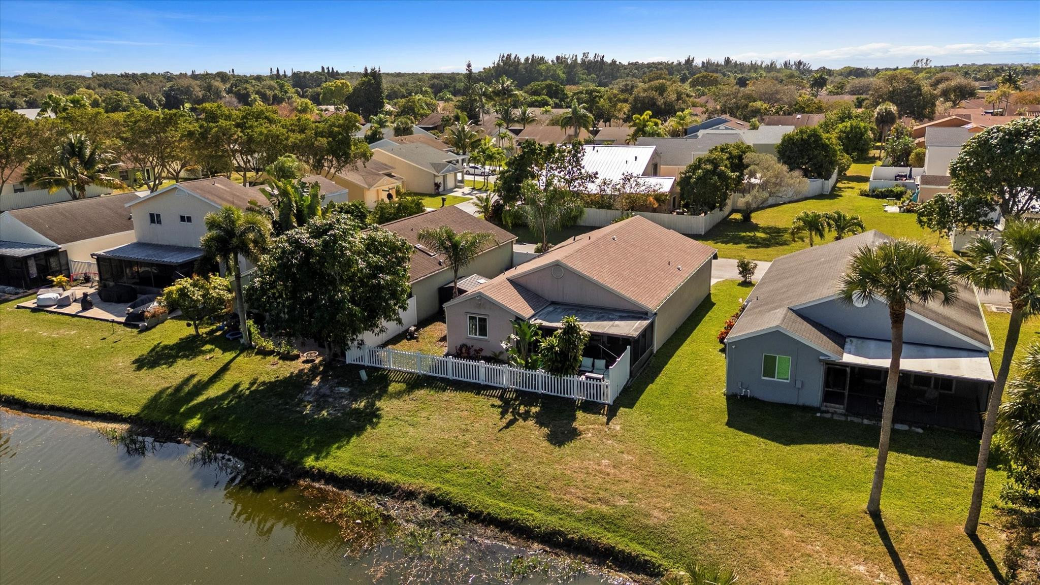 3 E Chesterfield Drive