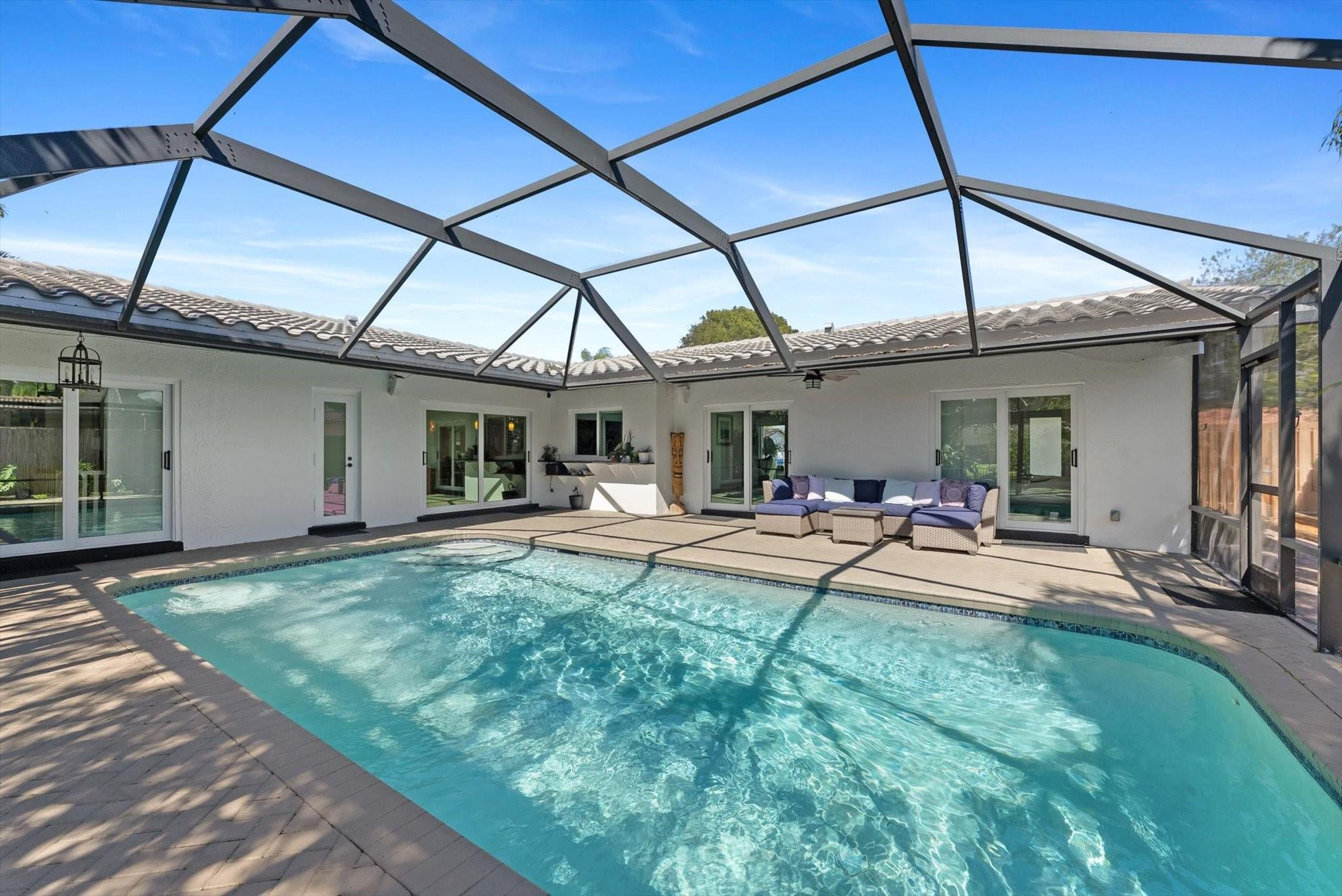 8264 Shadow Wood Boulevard