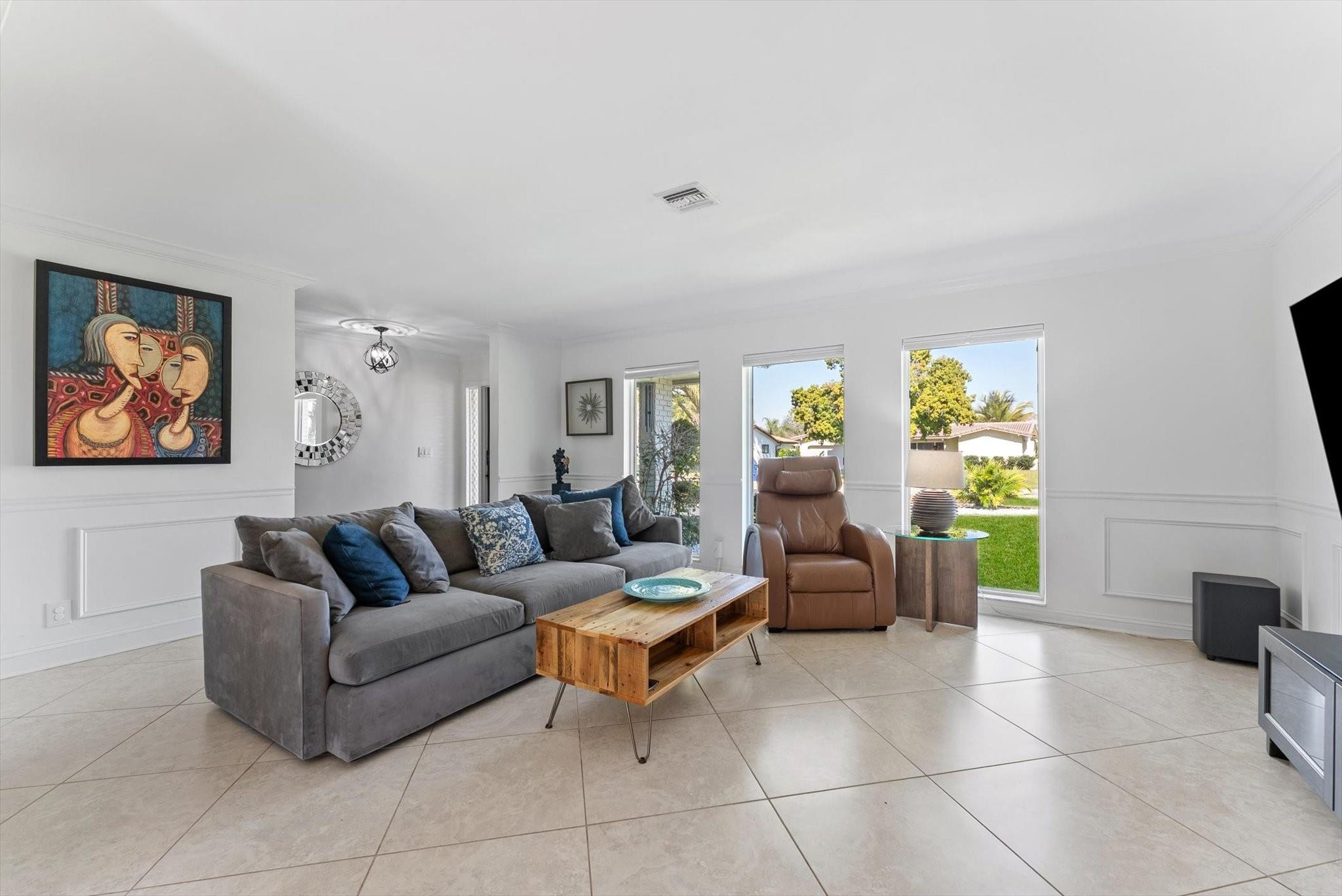 8264 Shadow Wood Boulevard