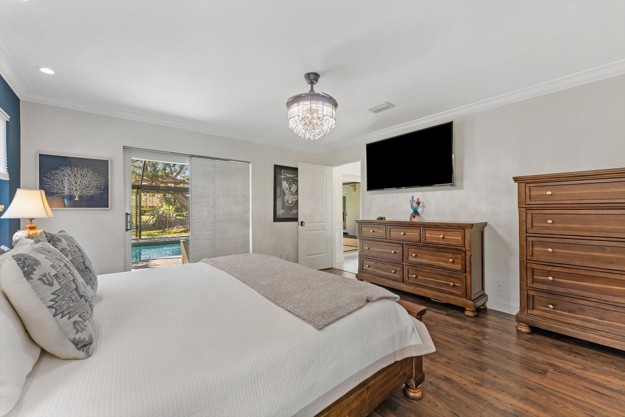 8264 Shadow Wood Boulevard