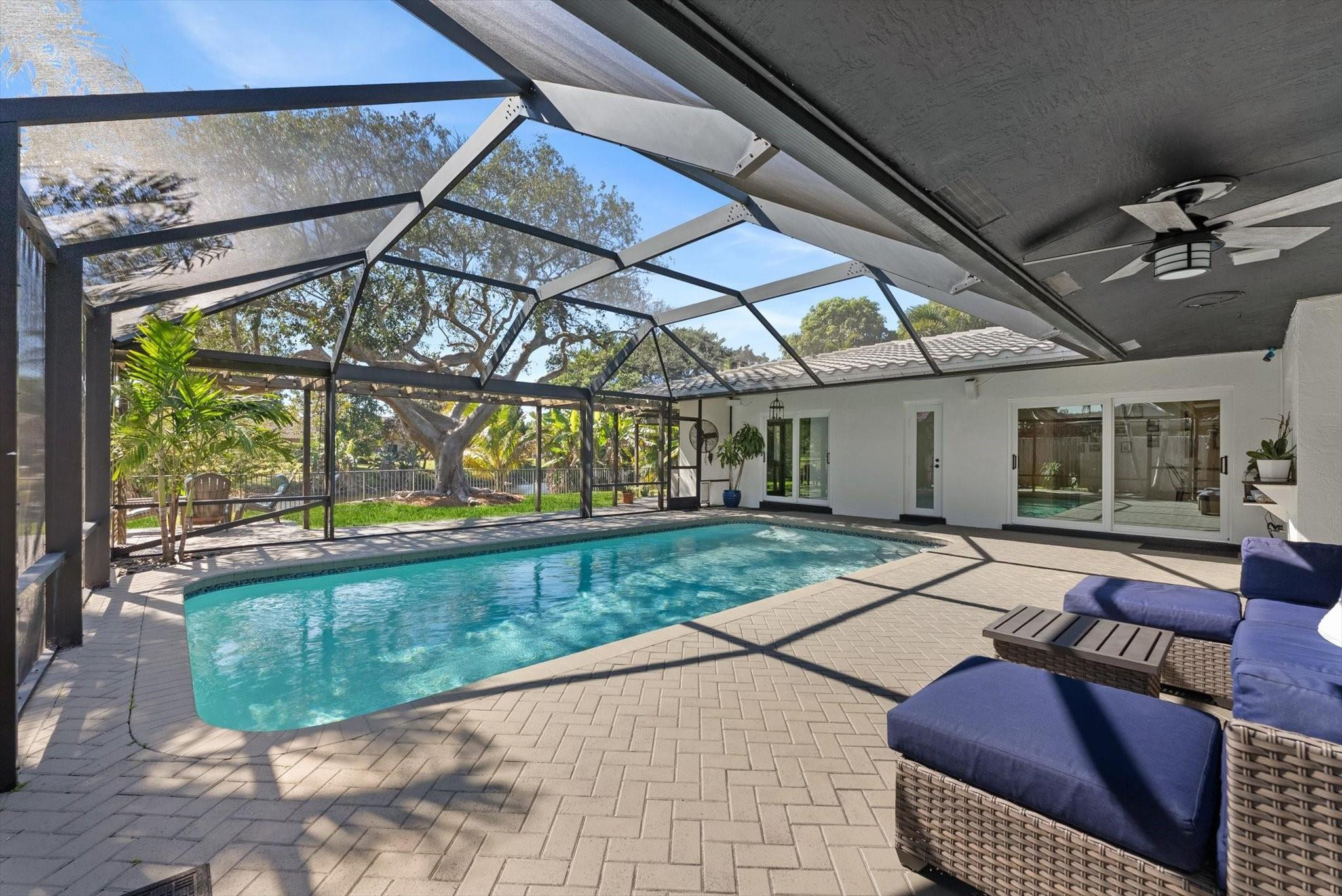 8264 Shadow Wood Boulevard