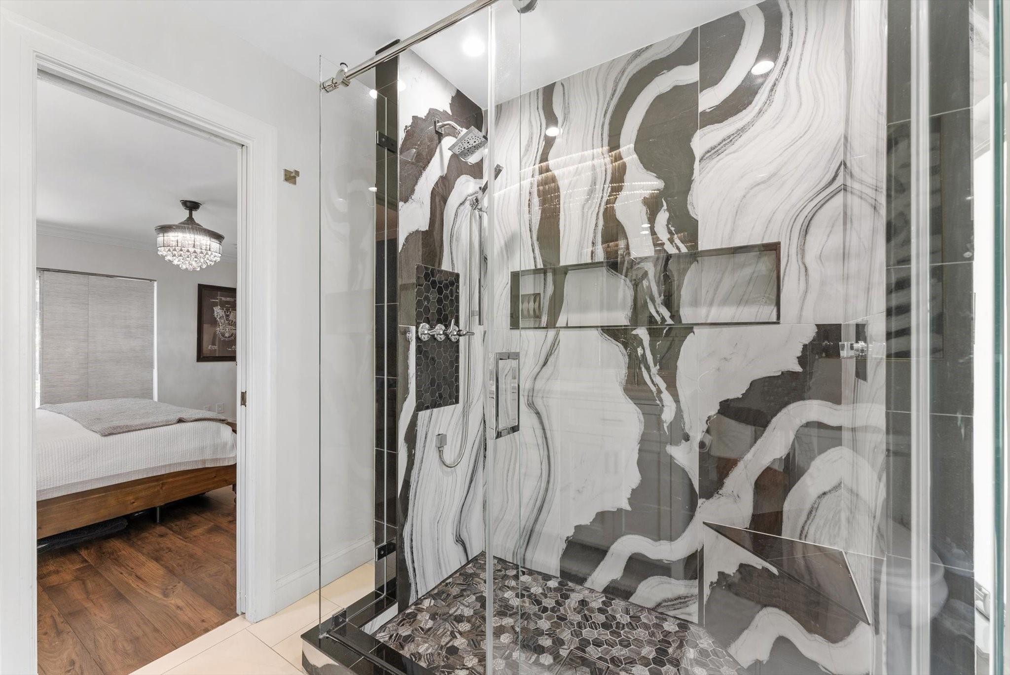 8264 Shadow Wood Boulevard