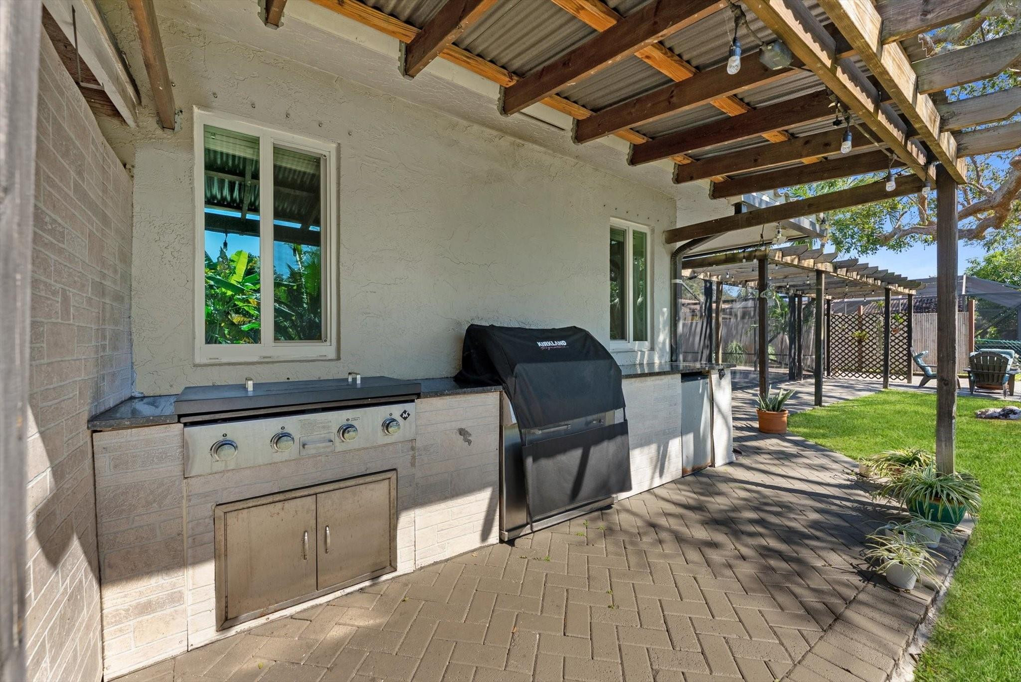 8264 Shadow Wood Boulevard