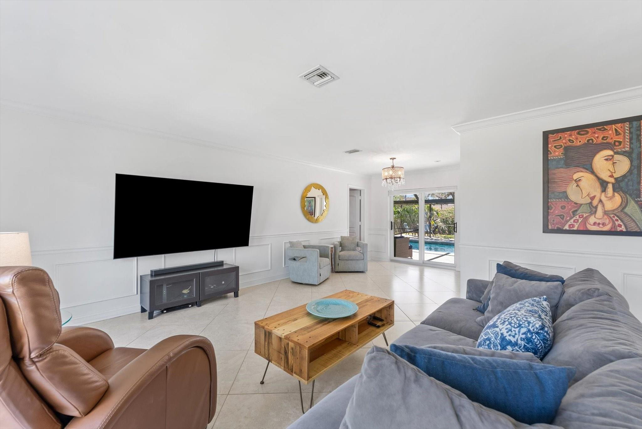 8264 Shadow Wood Boulevard