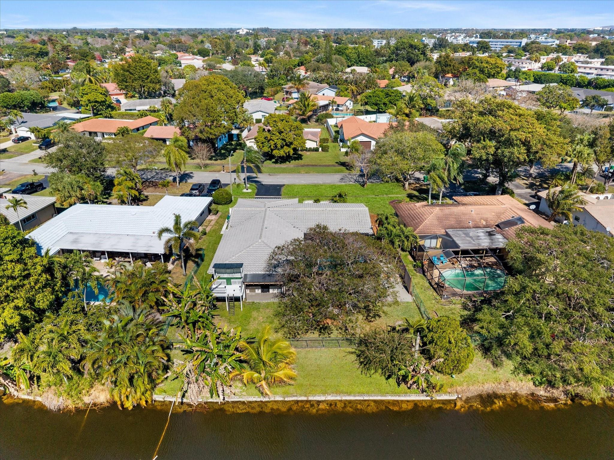 8264 Shadow Wood Boulevard