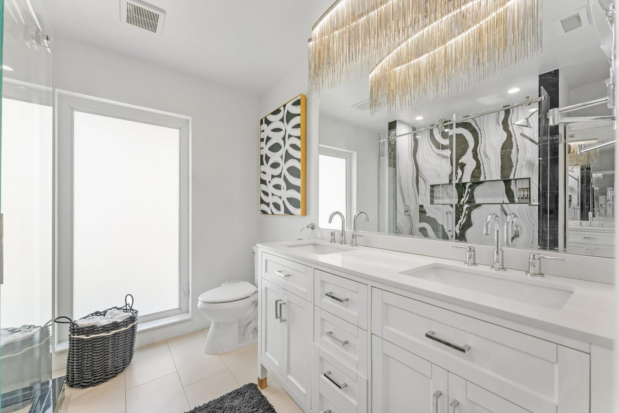 8264 Shadow Wood Boulevard