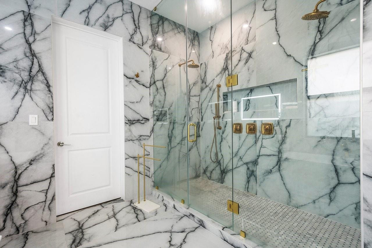 8605 E Baypoint Circle