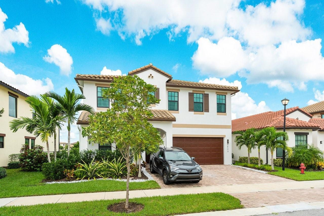 8605 E Baypoint Circle